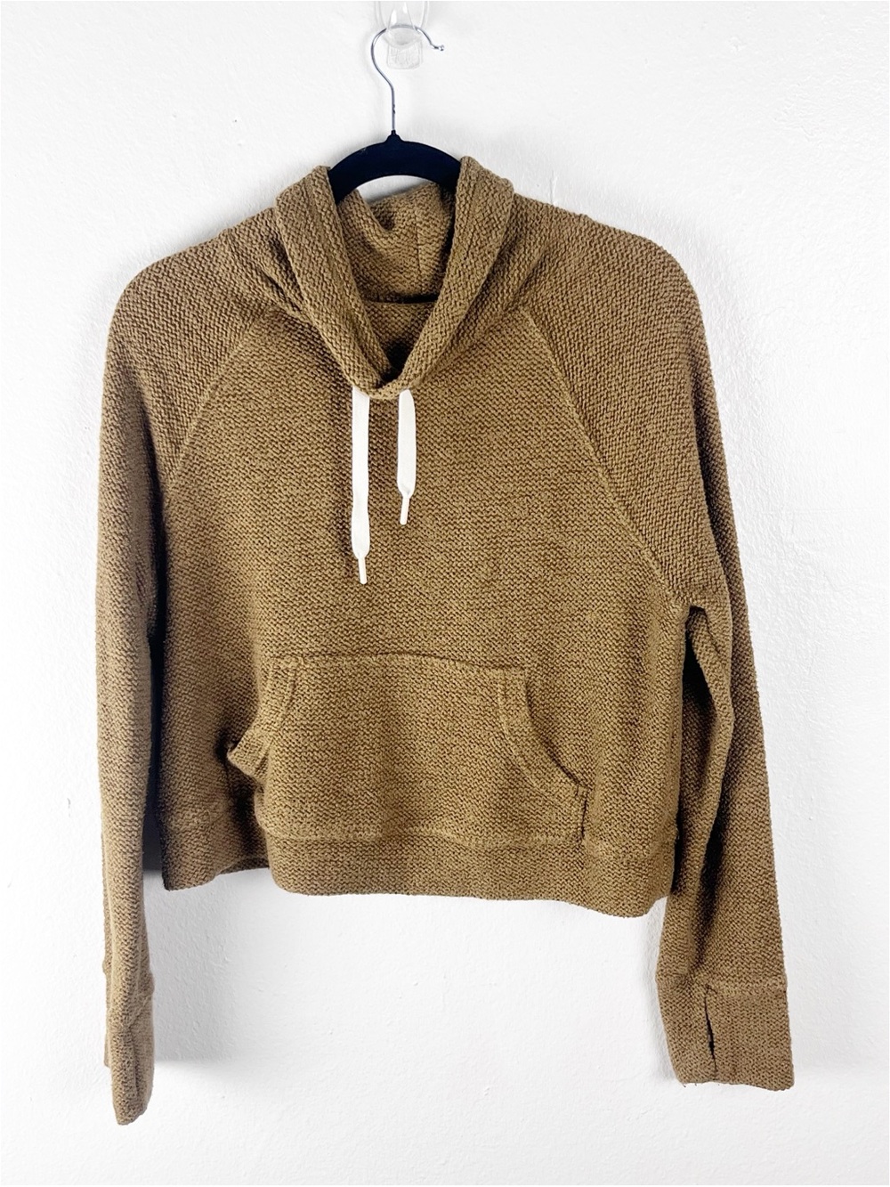 OFFLINE BY AERIE Drawstring Funnel Neck Kangaroo Pocket Cropped Pullover Small